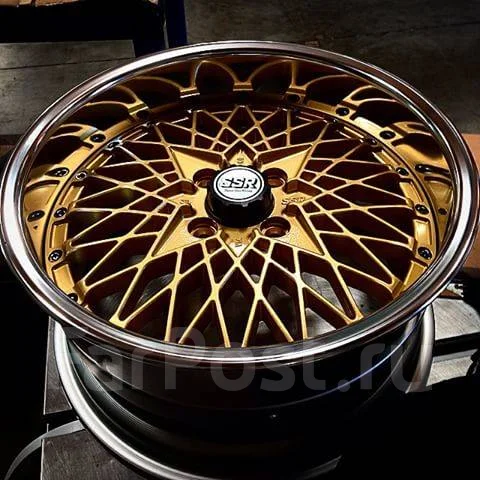SSR Formula Mesh. 8.0/9.0x18", 5x100, 5x112, 5x114.3, 5x120, �� 73���. ��� ����� �� ���������� ����