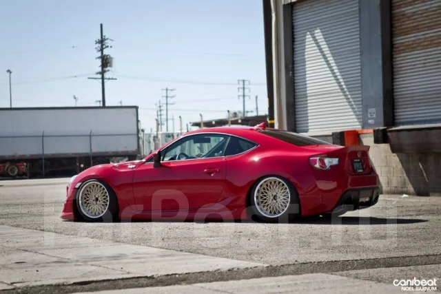 SSR Formula Mesh. 8.5/9.5x18", 5x100, 5x112, 5x114.3, 5x120, �� 73���. ��� ����� �� ���������� ����
