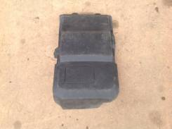 Крышка аккумулятора. Ford Focus, CAP, CB4 Ford C-MAX, CAP