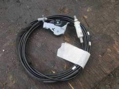 Тросик лючка топливного бака. Toyota Vanguard, ACA31, ACA33, ACA33W, ACA36, ACA38, ACA38W Toyota RAV4, ACA31, ACA31W, ACA33, ACA36, ACA36W, ACA38, ACA...