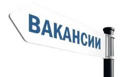 Расклейщик. Улица Курчатова 23б