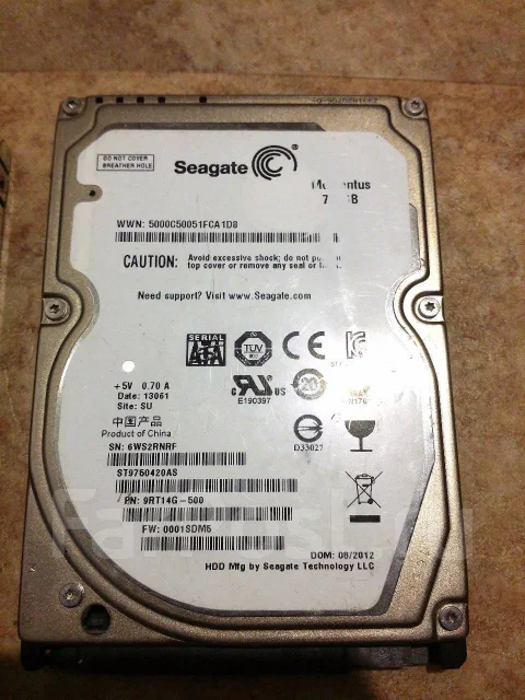 Dell Inspiron 1545. 15.6", 1 800����, ��� 4 ��, ���� 750���, WiFi: 1 ����