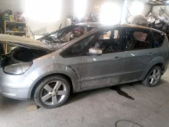 Ford S-MAX ����