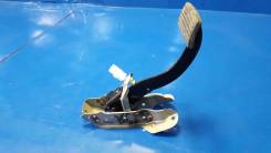 Концевик под педаль тормоза. Honda: Accord, Lagreat, Mobilio Spike, Fit Aria, Freed, Civic Ferio, Mobilio, CR-V, Edix, Civic Hybrid, Zest, Element, Ac...