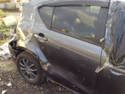 Дверь боковая. Toyota Aqua, NHP10H, NHP10