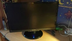 Lenovo. 23" ����