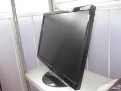 Envision. 22", ���������� �� (LCD)
