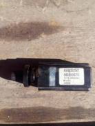 Реостат подсветки щитка приборов. Mitsubishi Pajero, V21W, V23C, V23W, V24C, V24V, V24W, V24WG, V25C, V25W, V26C, V26W, V26WG, V34V, V43W, V44W, V44WG...