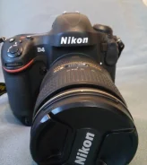 Nikon D4 ����