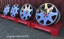 Hot Stuff Stich Legzas D800. 8.0/9.0x19", 5x114.3, ET38/38, �� 73���. ����