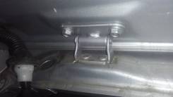   Toyota ( ,  ! ) 68810-21050 