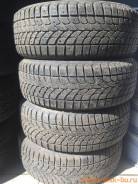 Bridgestone WT17. Зимние, шипованные, 2015 год, износ: 50%, 4 шт. Под заказ