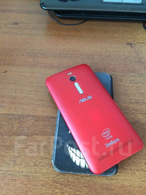 Asus ZenFone 2 ZE551ML. �����, 4G LTE ����