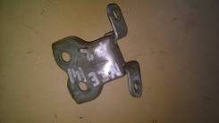 ПЕТЛЯ ДВЕРИ ПЕРЕДНЯЯ ПРАВАЯ НИЖНЯЯ TOYOTA COROLLA FIELDER NZE141G 1NZ-FE Япония
