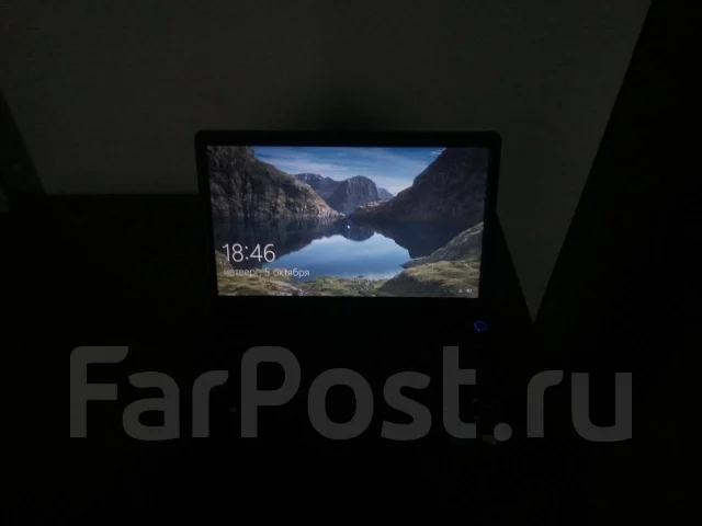 Samsung 355E5C. 15.6", ��� 4 ��, ���� 500���, WiFi: 1, Bluetooth: 1, ����������� �� 7��. ����