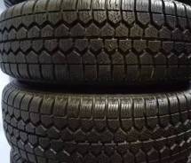 Bridgestone WT11. Зимние, без шипов, 2015 год, износ: 20%, 2 шт