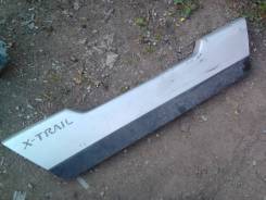 Накладка на дверь багажника. Nissan X-Trail, DNT31, T31, TNT31, NT31 Двигатели: M9R, QR25DE, MR20DE