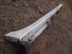 Порог пластиковый. Toyota Prius, ZVW30, ZVW30L Двигатель 2ZRFXE