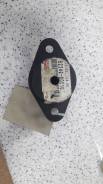 ЗАПЧАСТИ НОВЫЕ Подушка кузова зад право №6 TY Land Cruiser 1HZ 52242-60010