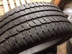 Kumho I'Zen KW27. Зимние, без шипов, износ: 30%, 4 шт