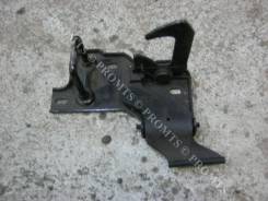 Замок капота. Skoda Yeti, 5L7, 677, 5L Двигатели: BLF, BXE, CAXA, CAYA, CAYB, CAYC, CBBB, CBDB, CBZB, CCZA, CDAA, CDAB, CEGA, CFFB, CFHA, CFHC, CFHF...