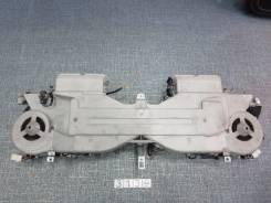 Корпус кондиционера. Toyota Hiace, RZH155, KZH106W, KZH106G Toyota Regius Ace, KZH106, LH178, TRH102, LH172, KZH110, LH113, RZH100, LH100, RZH102, RZH...
