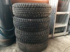 Roadstone Winguard 231. Зимние, шипованные, износ: 10%, 4 шт