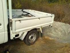Кузов бортовой. Nissan Atlas, N6F23 Двигатель TD25