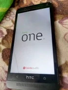 HTC One M7. �/�