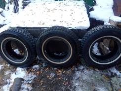 Bridgestone WT14. Зимние, шипованные, износ: 30%, 3 шт