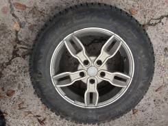 Michelin Latitude X-Ice North 2+. Зимние, шипованные, 2015 год, износ: 5%, 4 шт
