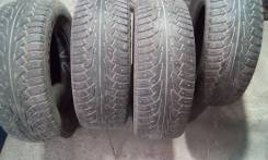Nokian Hakkapeliitta 5. Зимние, шипованные, износ: 30%, 4 шт
