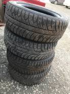 Bridgestone Ice Cruiser 7000. Зимние, шипованные, 2013 год, износ: 20%, 4 шт