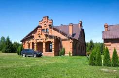 Усадьба в с. Куртино. С. Куртино, ул Трехпрудная 55, р-н С. Куртино, площадь дома 500 кв. м., централизованный водопровод, электричество 15 кВт, отопл...
