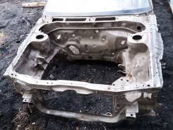 Передняя часть автомобиля. Toyota Carina, AT170, AT170G