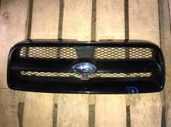 Решетка радиатора. Subaru Forester, SG5