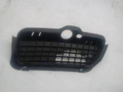 Решетка радиатора. Volkswagen Vento, 1H2, 1H5 Volkswagen Golf, 1H1, 1H2, 1H5 Двигатели: 1Y, 1Z, 2E, AAA, AAC, AAM, AAZ, ABA, ABD, ABF, ABL, ABS, ABU...