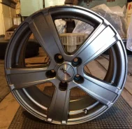 X'trike X-101. x16", 5x100.00. ��� �����
