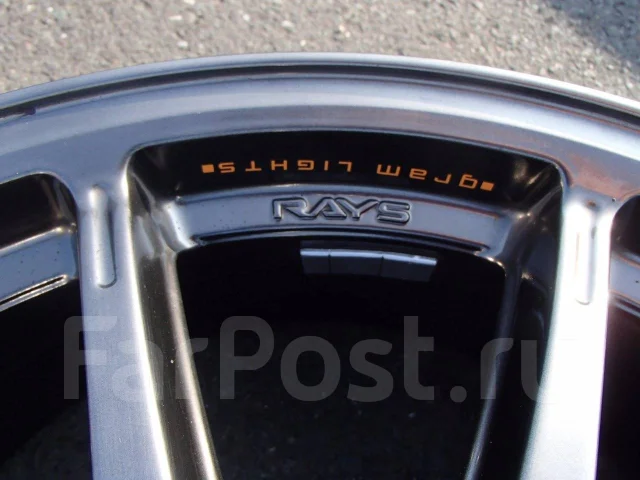 RAYS Gram Lights 57G. 7.0x17", 4x100, ET50 ����