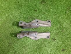Крепление капота. Subaru Legacy Lancaster, BHE Subaru Legacy, BE5, BE9, BEE, BES, BH5, BH9, BHC, BHE Двигатели: EJ201, EJ202, EJ204, EJ206, EJ208, EJ2...