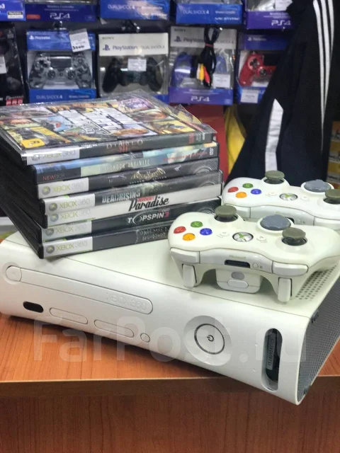 Microsoft Xbox 360 Arcade ����