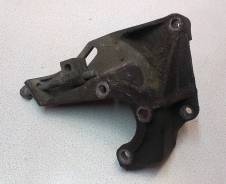 Крепление гидроусилителя. Subaru Forester, SF5, SF9 Subaru Legacy, BD2, BD3, BD4, BD5, BD9, BG2, BG3, BG4, BG5, BG9, BGA, BGC Subaru Impreza, GC1, GC2...