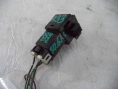 Реле поворотов Nissan Cefiro / Maxima