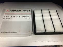 Фильтр воздушный. Mitsubishi Debonair, S26A, S27A, S22A Mitsubishi Pajero, V25W, V25C, V55W, V23C, V21W, V45W Mitsubishi Challenger, K99W