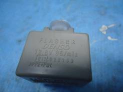 Реле поворота. Toyota: Platz, Windom, Lite Ace, Corona, Regius Ace, Aristo, Ipsum, Avensis, Corolla, Yaris Verso, Altezza, Echo Verso, Mark II Wagon B...