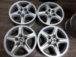 Toyota. 6.5x16, 5x114.30, ET35, ЦО 60,1 мм.
