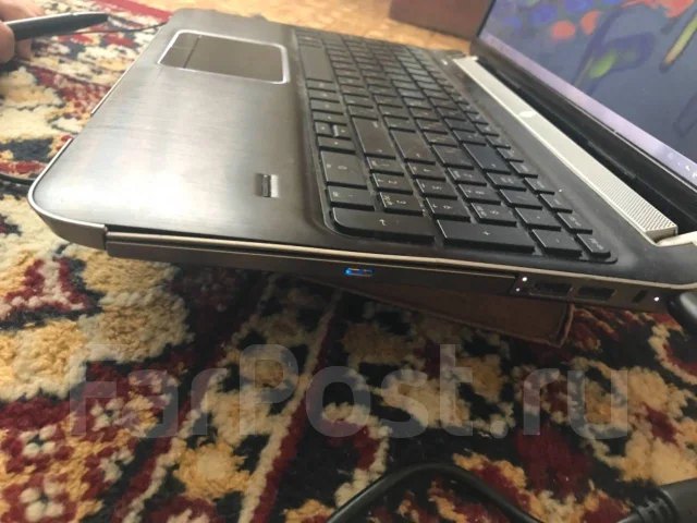 HP Pavilion dv6. 15", 1,8����, ��� 6 ��, ���� 500���, WiFi: 1, Bluetooth: 1, ����������� �� 2��. ����