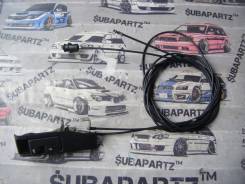 Тросик багажника. Subaru Legacy, BL5, BL9, BLE, BP5, BP9, BPE, BPH Subaru Impreza, GE2, GE3, GE6, GE7, GVB, GVF Subaru Legacy B4, BLE Двигатели: EJ203...