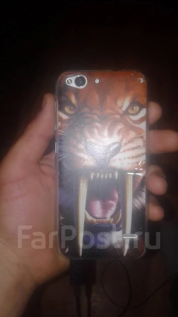 ZTE Blade S6. �/� ����