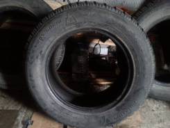 Goodyear UltraGrip 500. Зимние, шипованные, 2015 год, износ: 5%, 3 шт